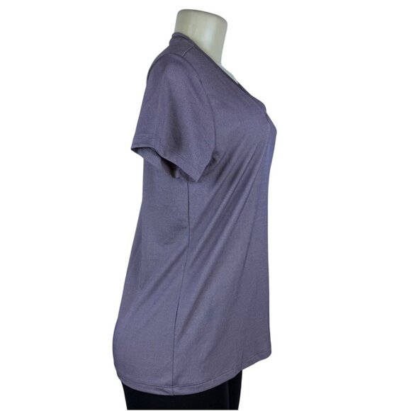 Under Armour Women’s Purple Short Sleeve V-Neck T-Shirt Size M - New - Picture 2 of 11